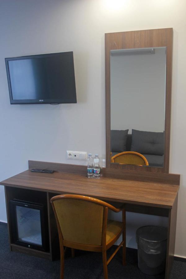 Eurohotel Baniocha Екстериор снимка