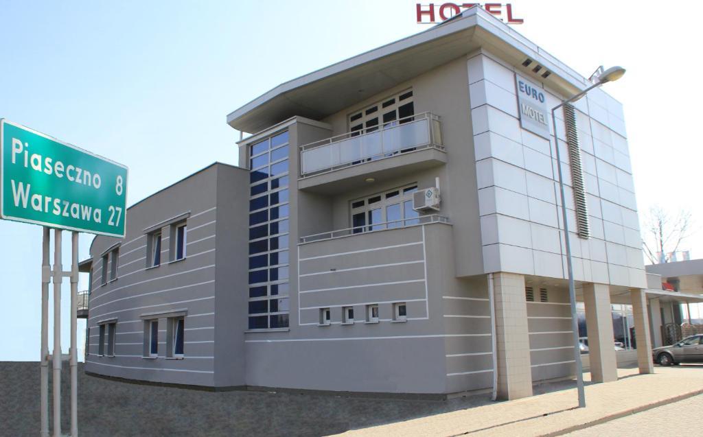 Eurohotel Baniocha Екстериор снимка